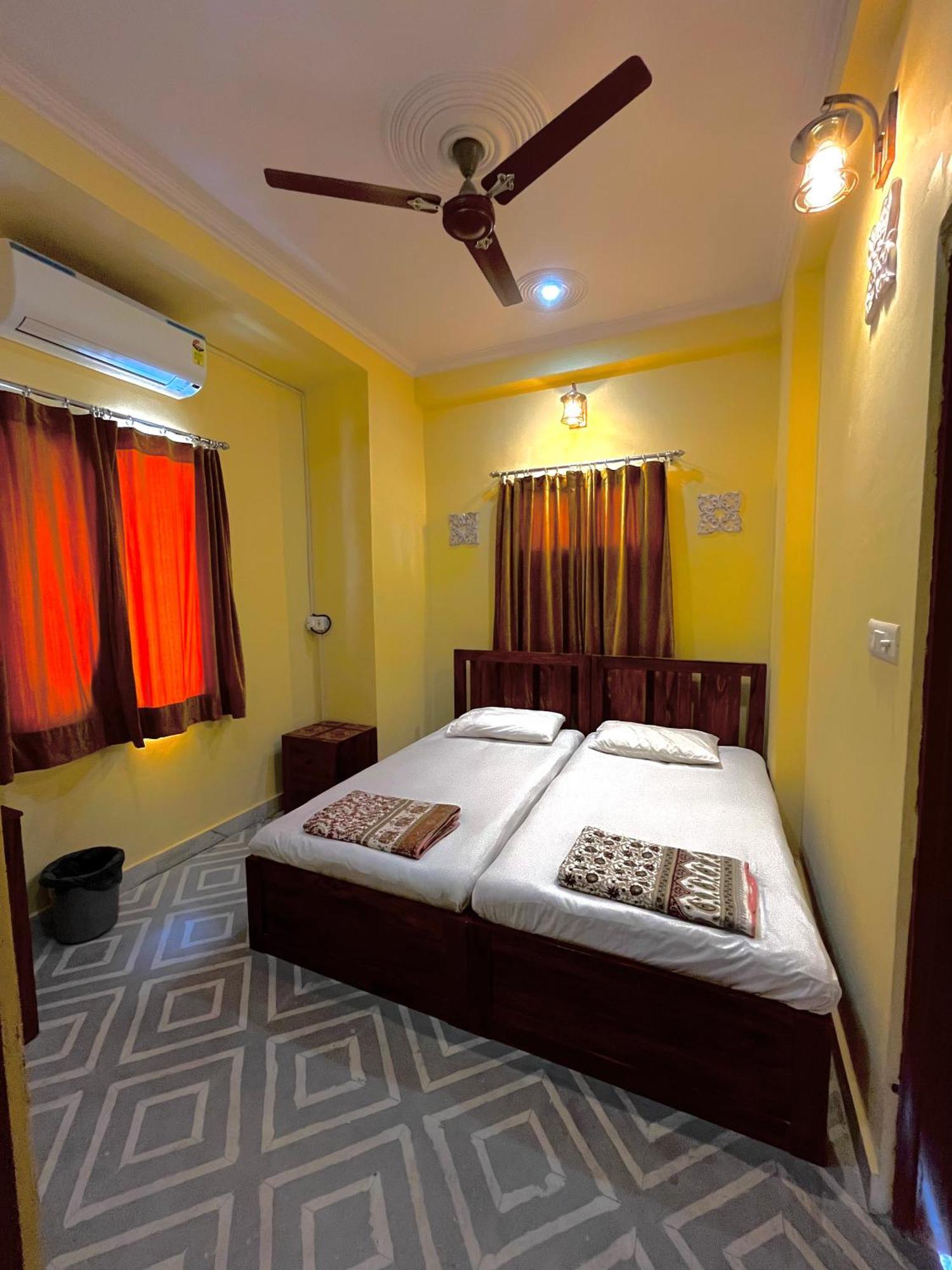 Beena Homestay Jaipur Ngoại thất bức ảnh